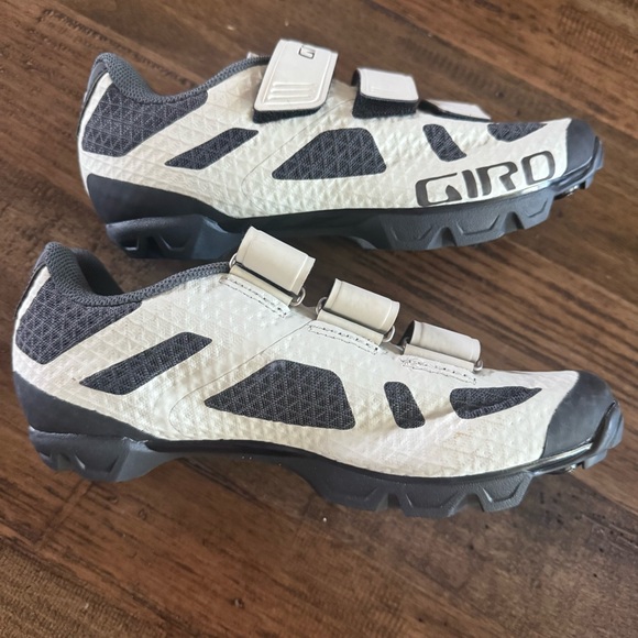 Giro Ranger Spin Cycle Shoes 6.5 Cream and Black - Picture 5 of 16